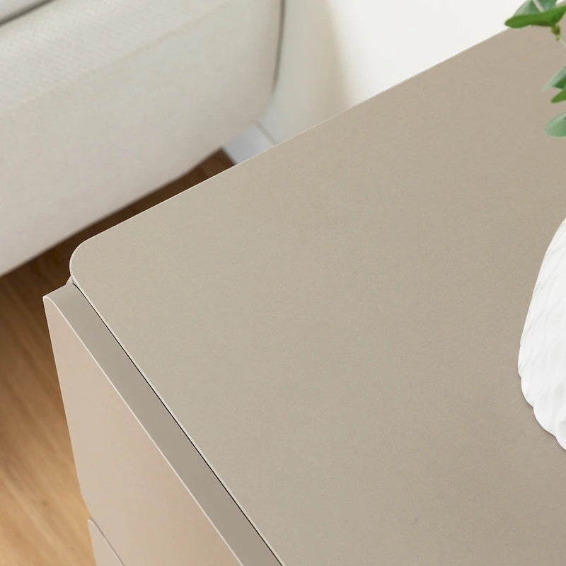 Commode 6 tiroirs à bords arrondis – Marron / Gris / Gris foncé, surface anti-rayures