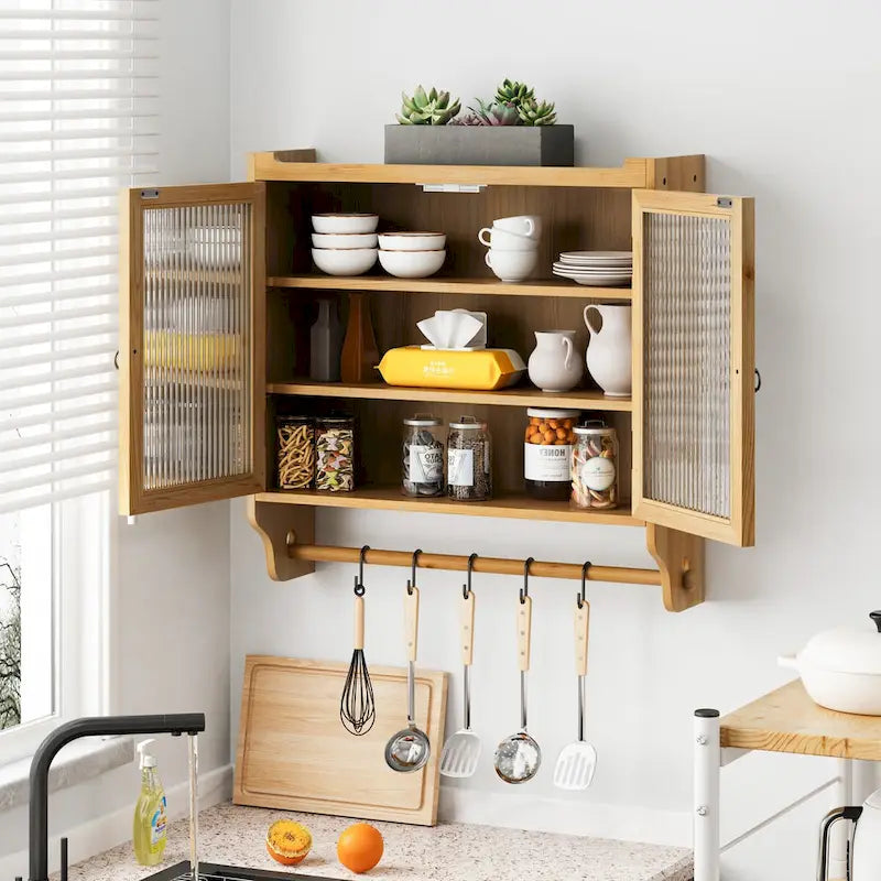 Meuble Haut de Salle de Bain Mural à Double Porte Vitrée avec 3 Étages de Rangement et Porte-Serviettes – Bois Naturel, Finition Polie, 63 cm (L)
